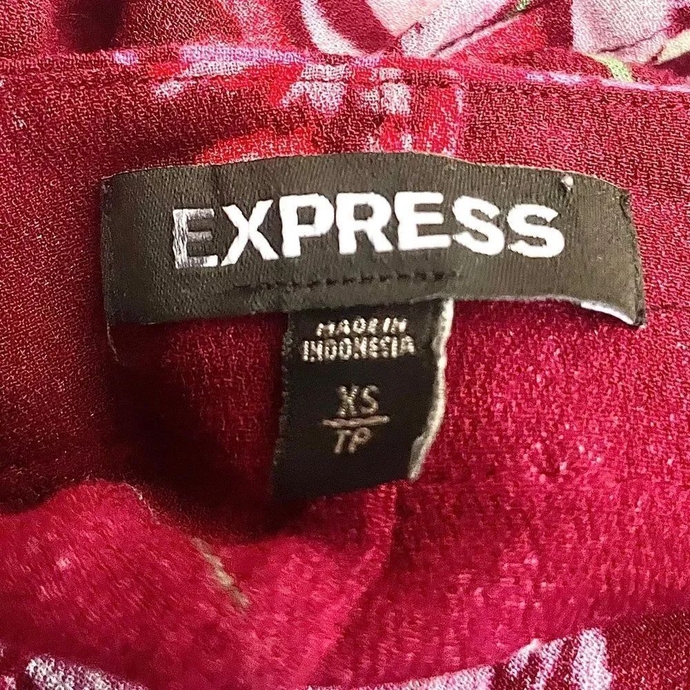 Express Floral Lightweight Cardigan - Picture 4 of 5